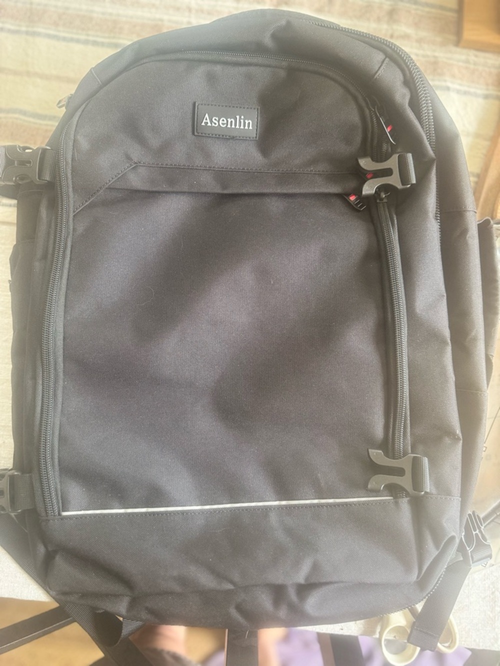 NWOT Asenlin 40L Travel Backpack